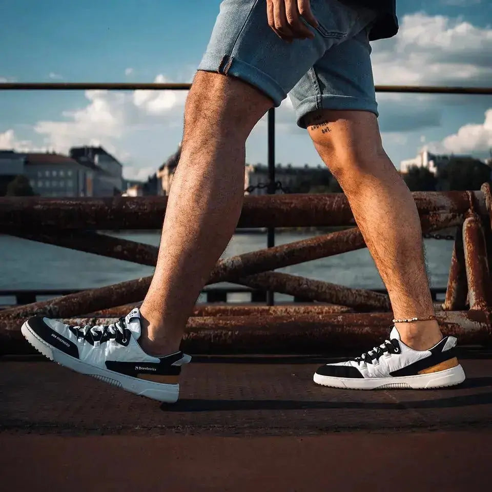 Barebarics - Revive X Sea Shepherd Orca - Zapatillas barefoot unisex blanco y negro