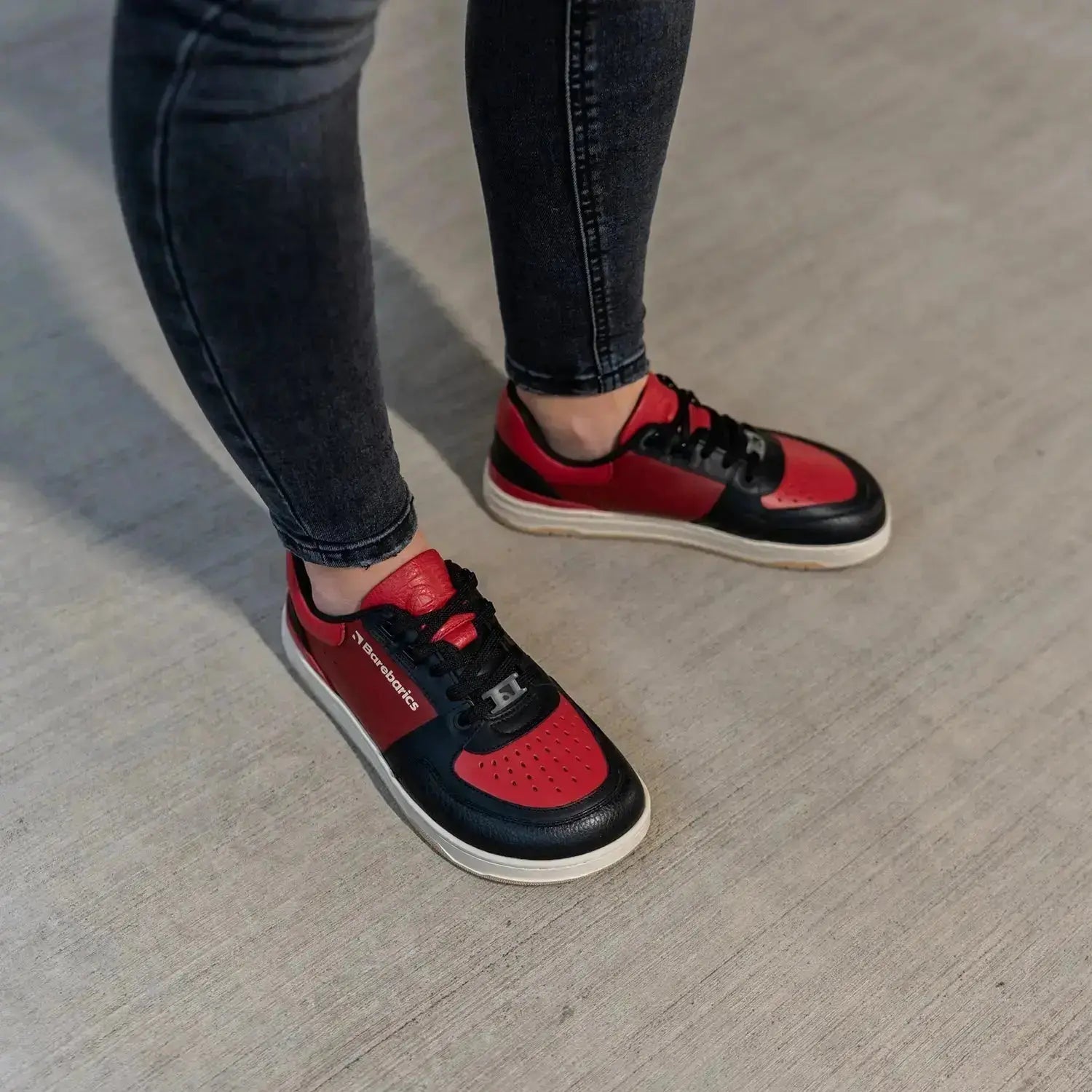 Barebarics - Wave Black & Red - Zapatillas barefoot unisex negro y rojo