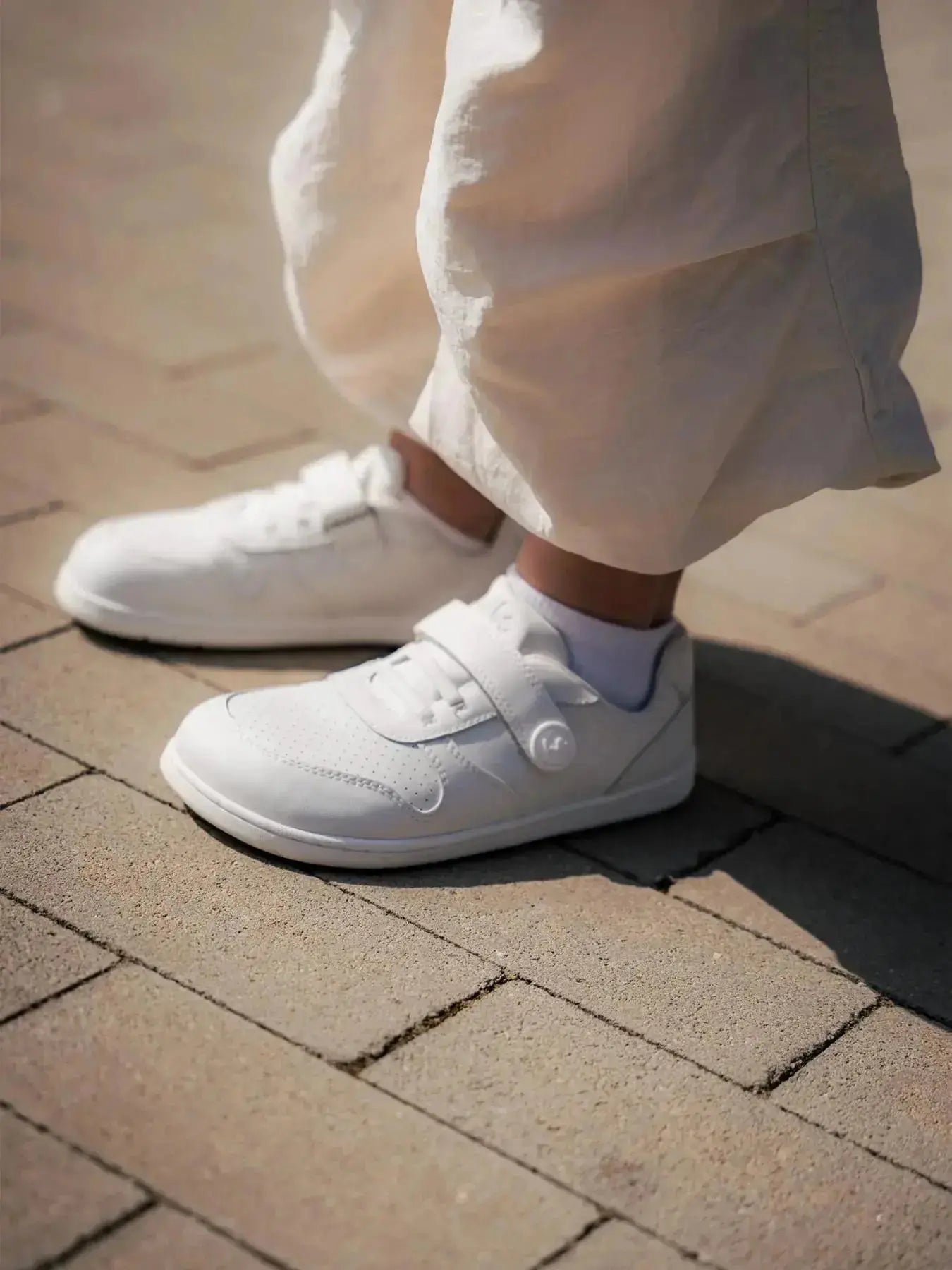 Be Lenka Kids - Scoot All White - Zapatillas colegiales barefoot infantiles blancas