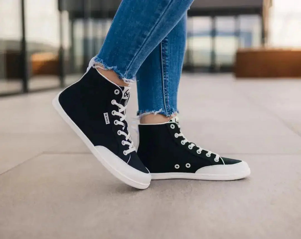 Be Lenka - Rebound High Top Black & White - Lonetas barefoot de caña alta negras