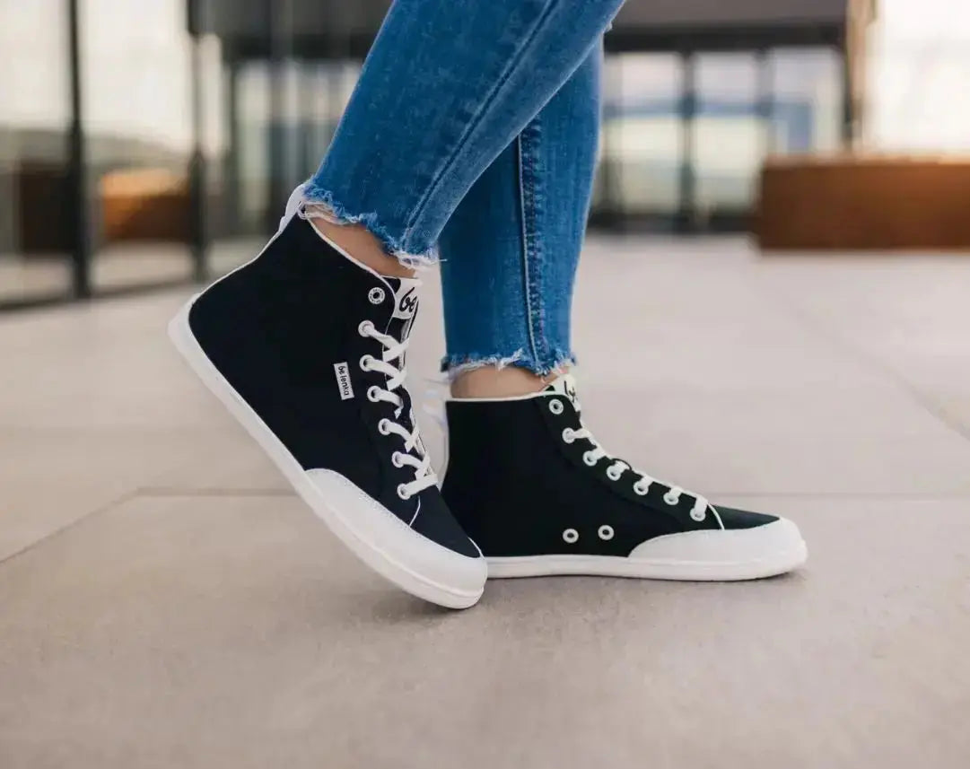 Be Lenka - Rebound High Top Black & White - Lonetas barefoot de caña alta negras