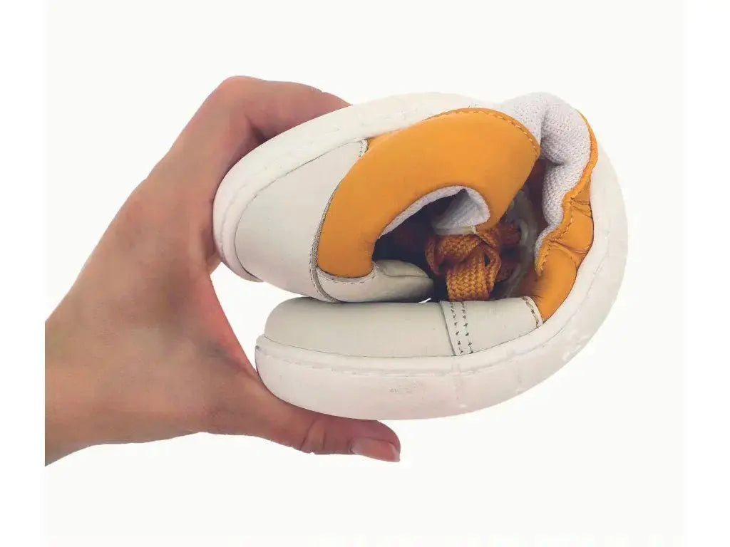 Antal - Aire Yellow - Zapatillas barefoot unisex blanco y amarillo