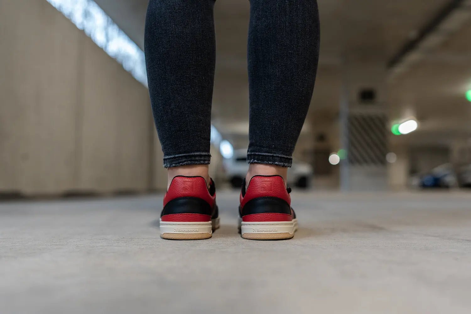 Barebarics - Wave Black & Red - Zapatillas barefoot unisex negro y rojo