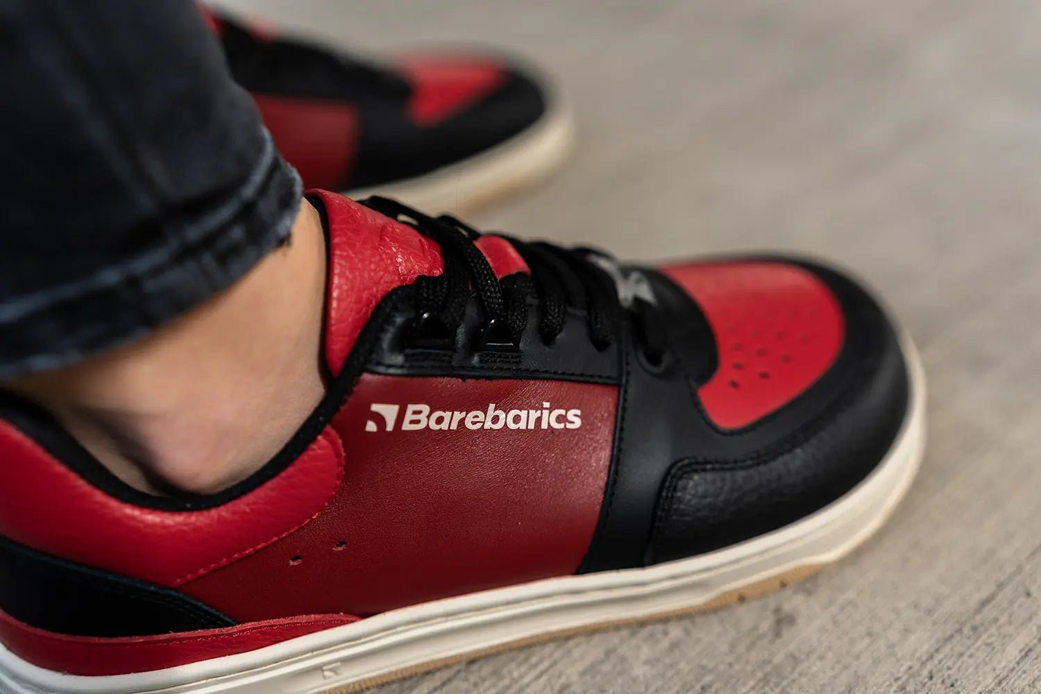 Barebarics - Wave Black & Red - Zapatillas barefoot unisex negro y rojo