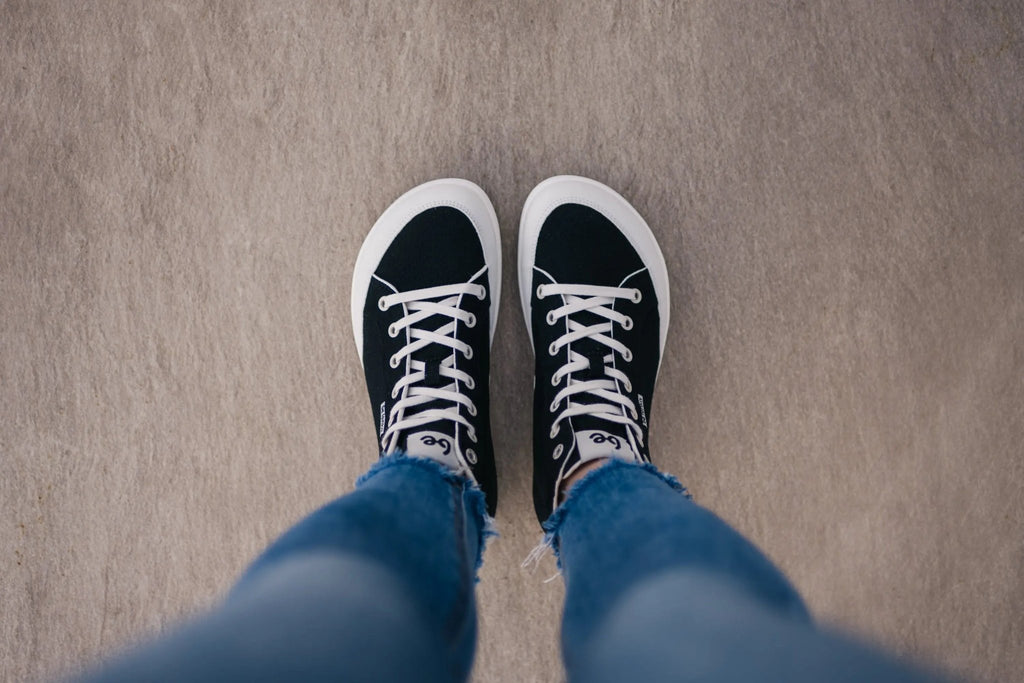 Be Lenka - Rebound High Top Black & White - Lonetas barefoot de caña alta negras