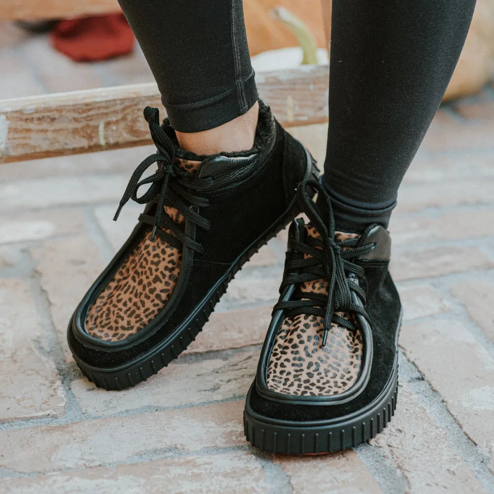 Magical Shoes Monet Leo Suede - Botines barefoot calientes estilo mocasín negro-Botines-Magical Shoes-Cacles Barefoot