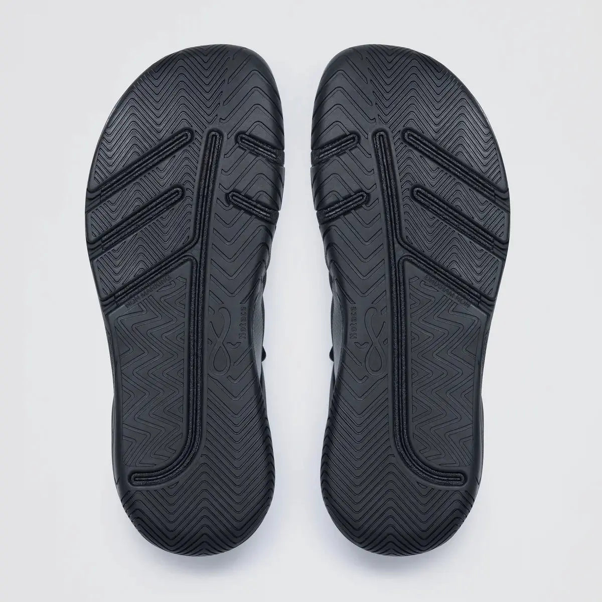 Notace Koto 1 Men Triple Black - Zapatillas barefoot de hombre para deportes de raqueta en pista negras  Cacles Barefoot