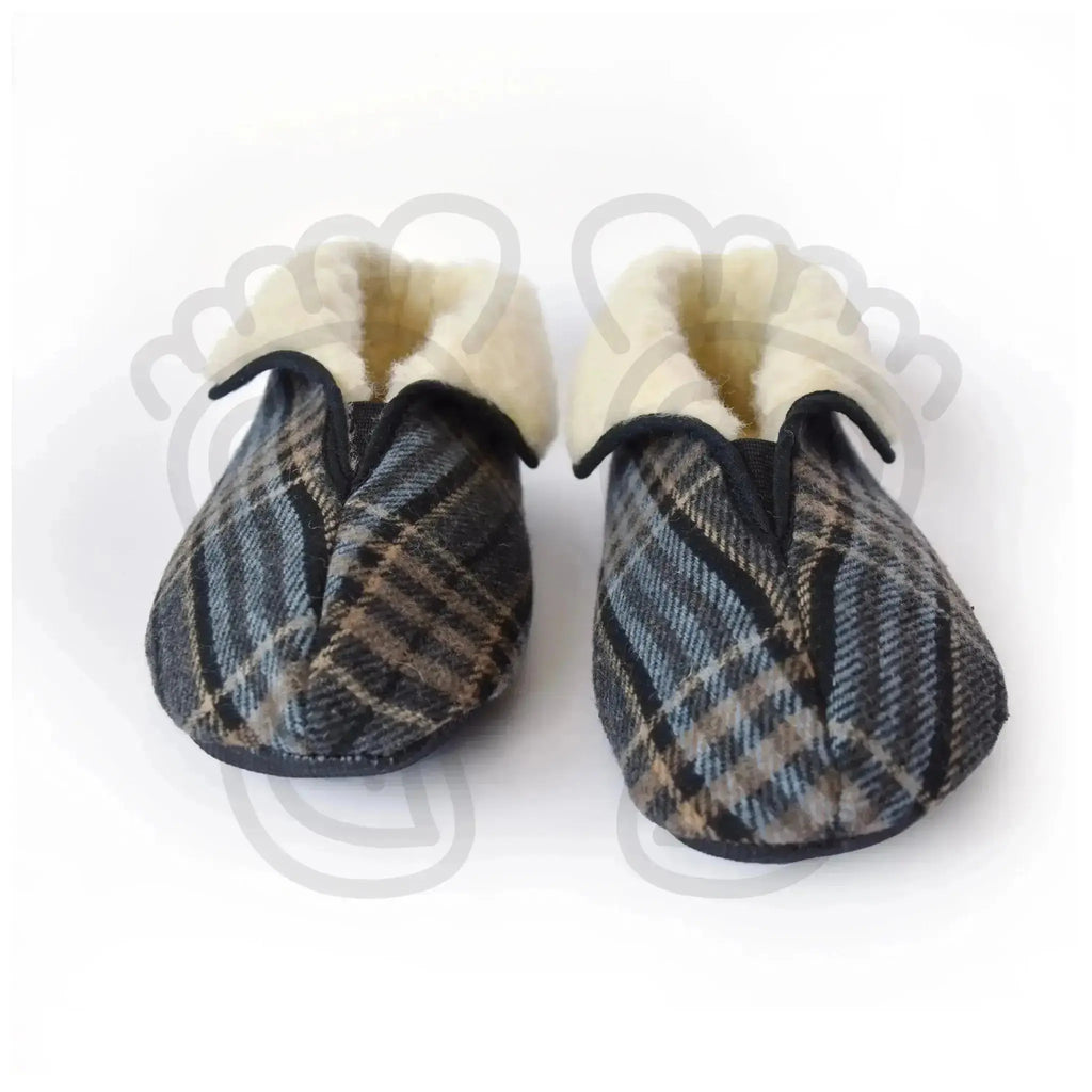 Omaking - Patron Trolla Scott - chaussons barefoot en laine