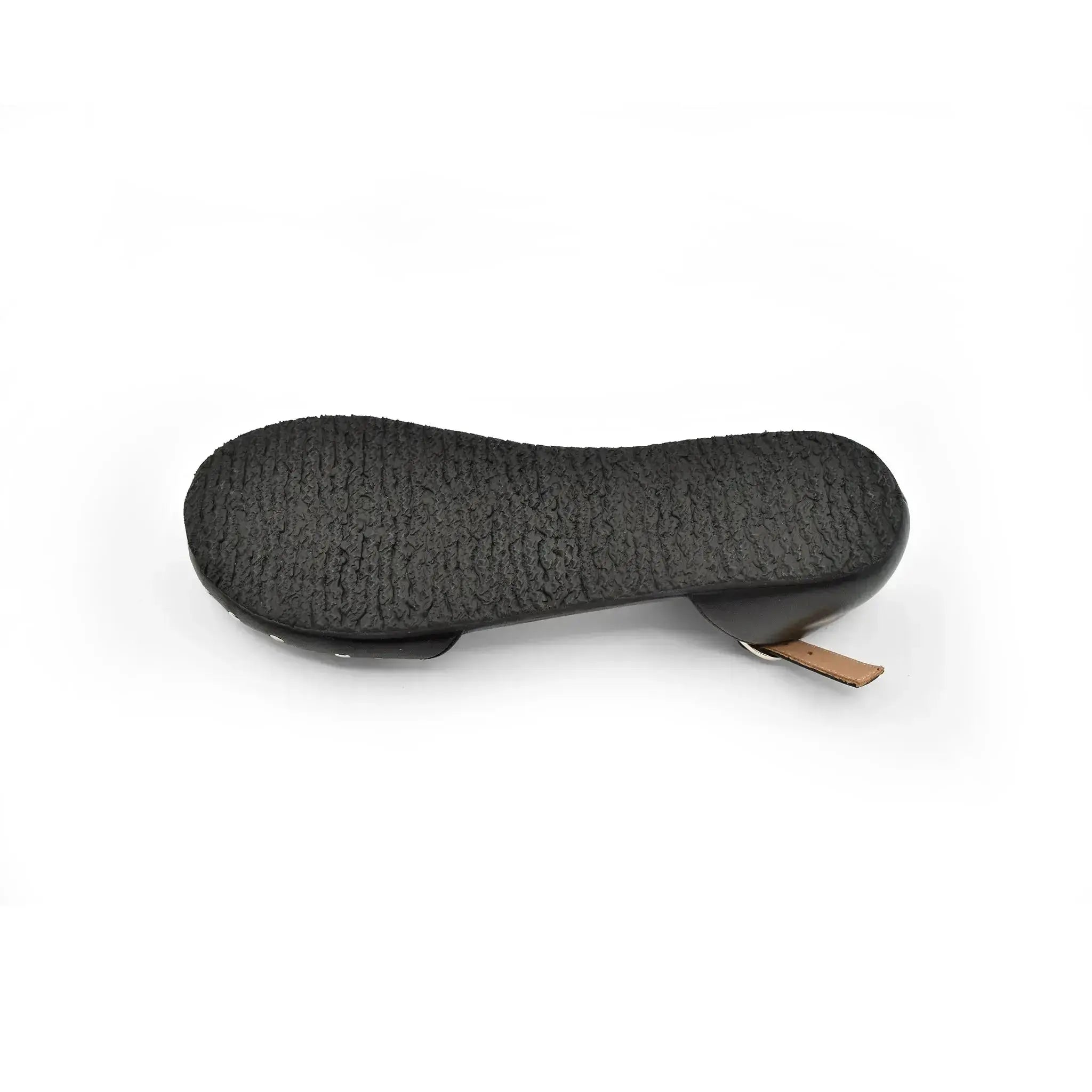 Cacles Barefoot - Tikal 2.0 Black Tacha - Bailarinas barefoot con tachas para mujer negras