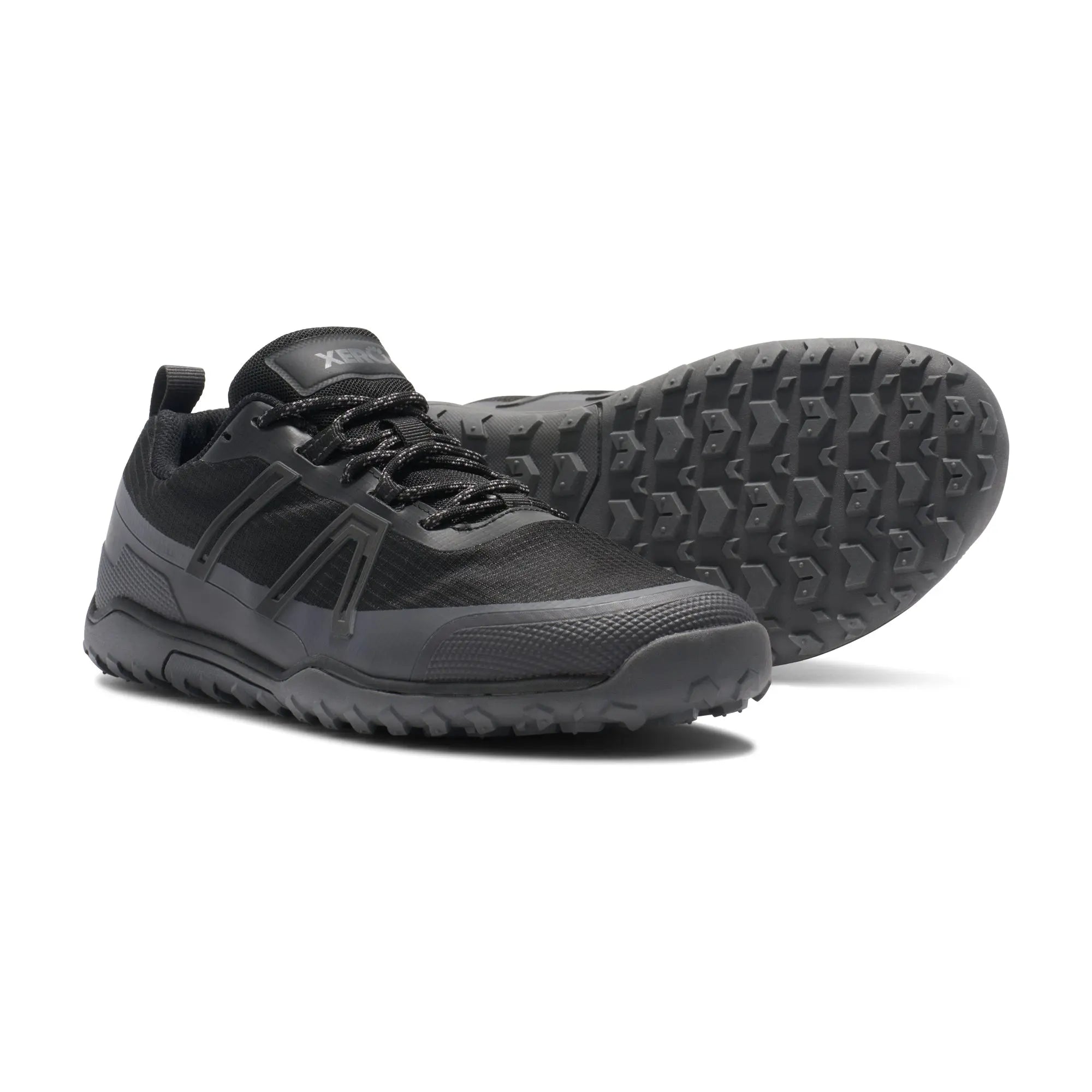 Xero Shoes - Scrambler Trail Low WP - Men Black / Asphalt - Deportivas Barefoot Impermeables para Hiking negras para hombre