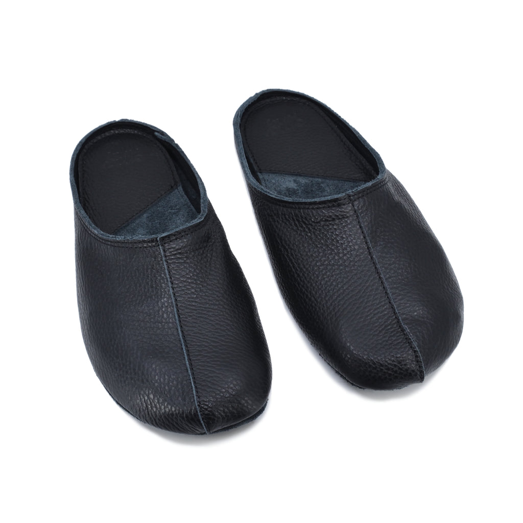 OmaKing Sulbi Black - Zapatillas de casa barefoot sin talón de cuero reciclado negras