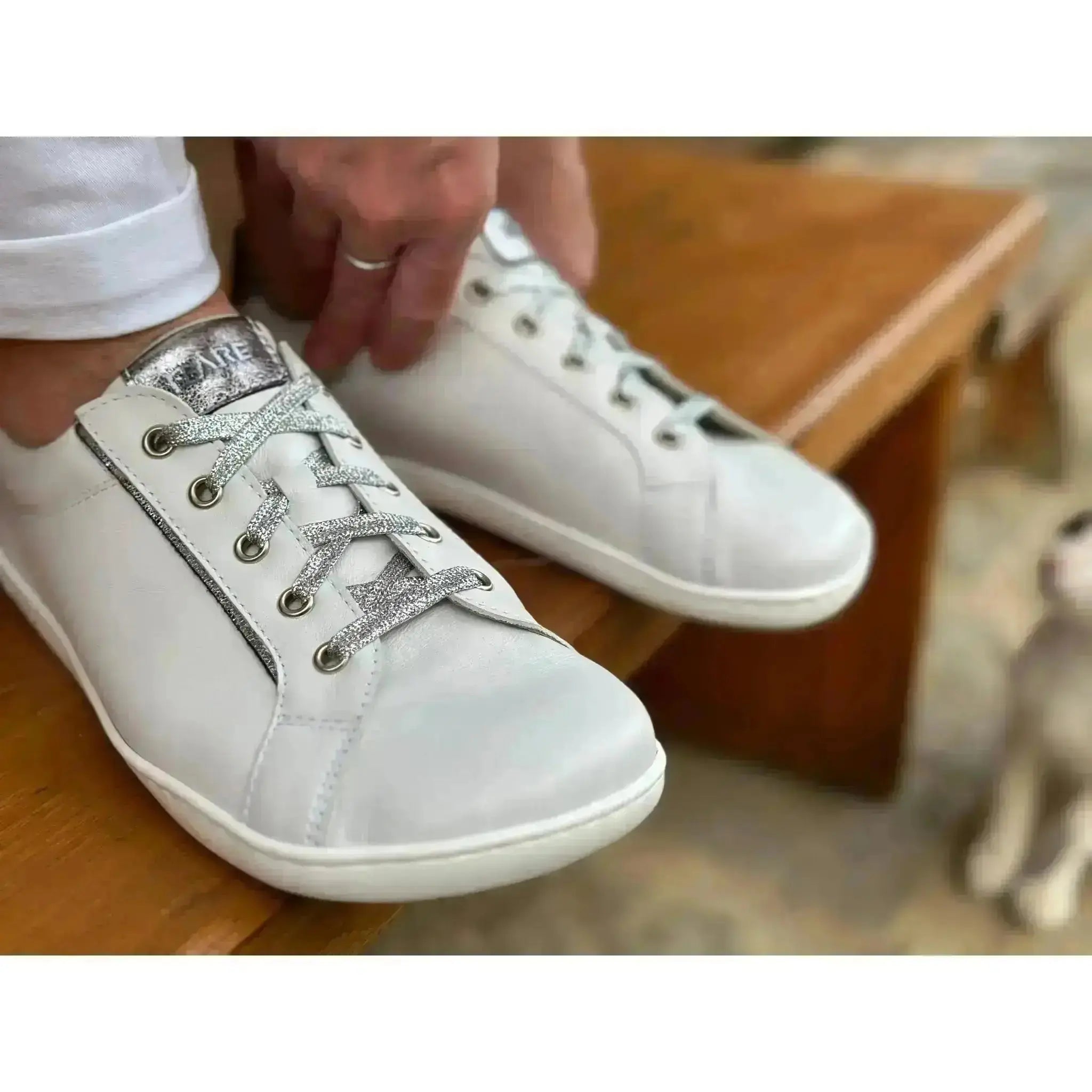 Fare Bare - Elegant Sella White - Zapatillas barefoot de piel para mujer blancas