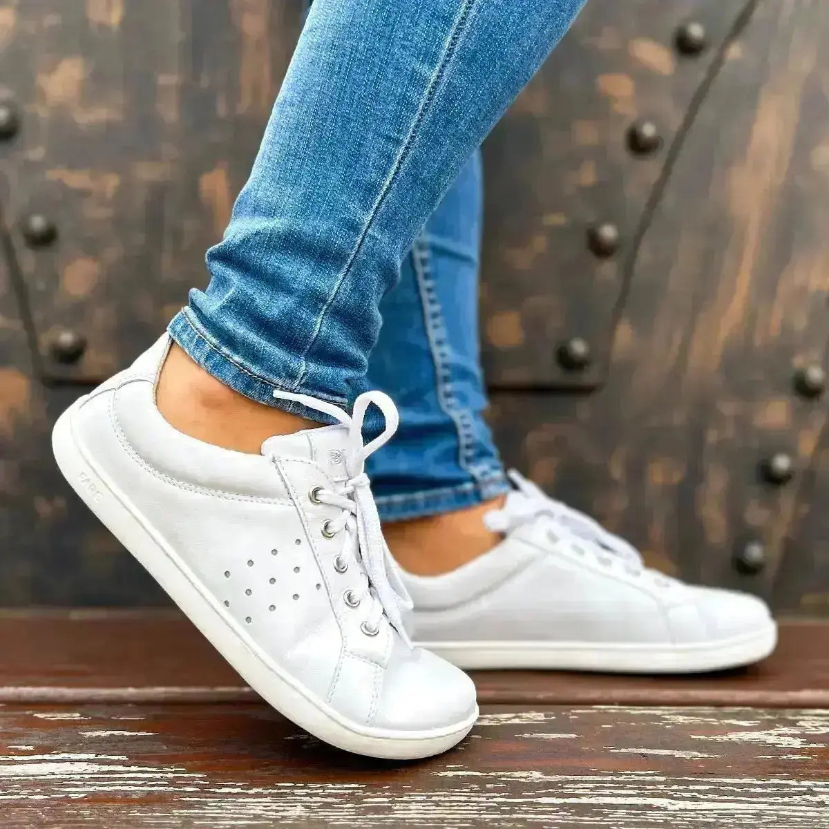 Fare Bare - Elegant Tiana White - Zapatillas barefoot de piel para mujer blancas