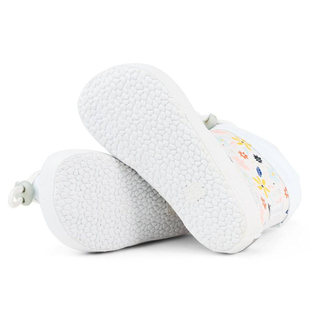 Koel Wibi Flowers White - botas de agua respetuosas de primeros pasos blancas con flores  Cacles Barefoot