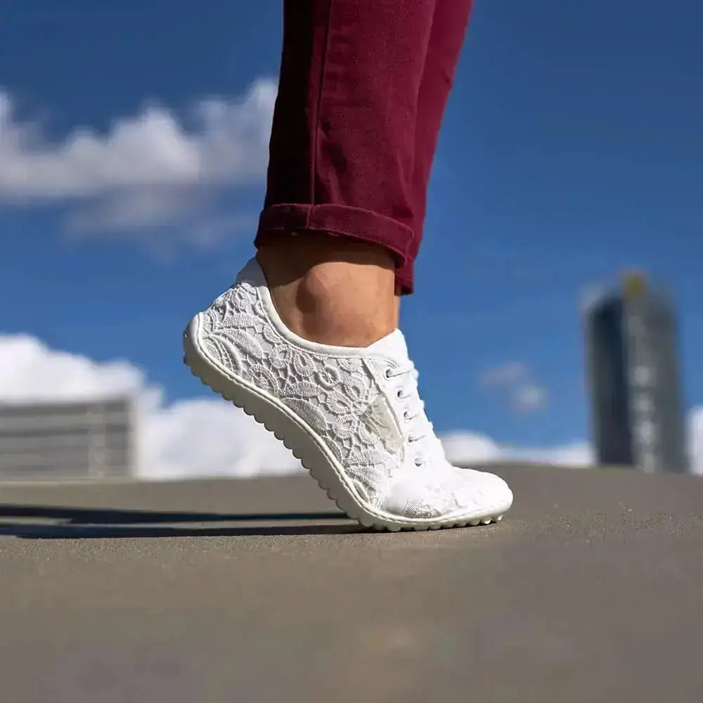 Leguano Amalfi Bianco - Zapatillas barefoot elegantes de mujer blancas