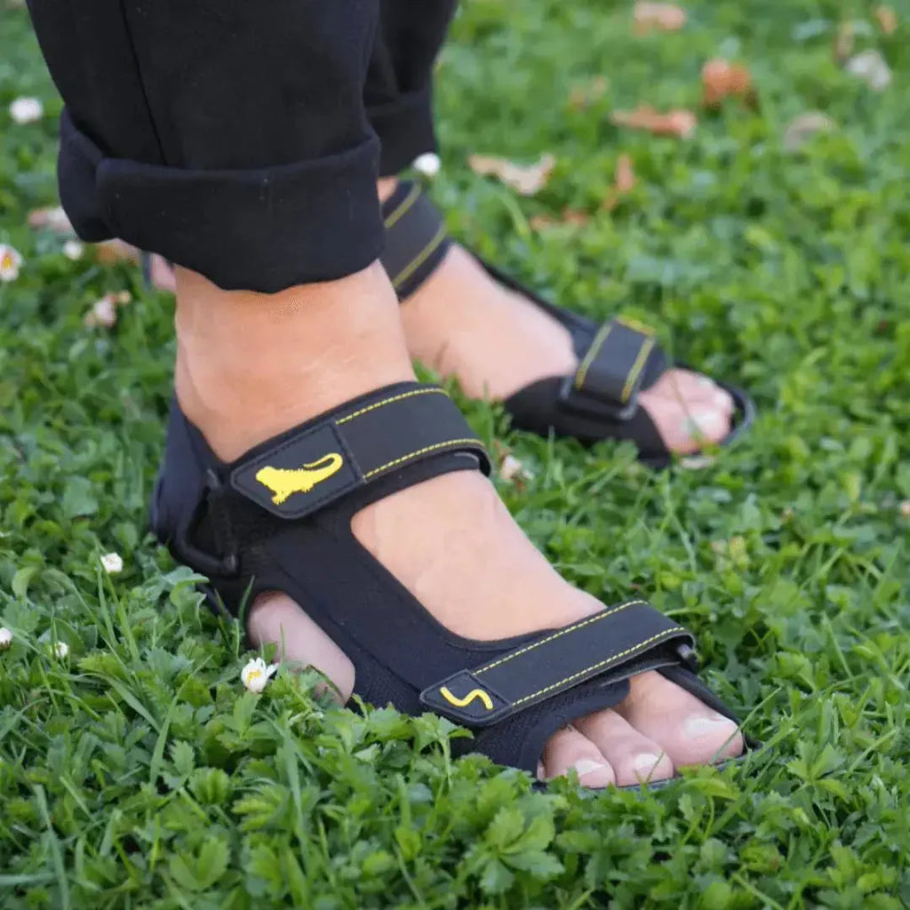 Leguano Attrekktive Black - Sandalias barefoot deportivas para senderismo y outdoor unisex negras