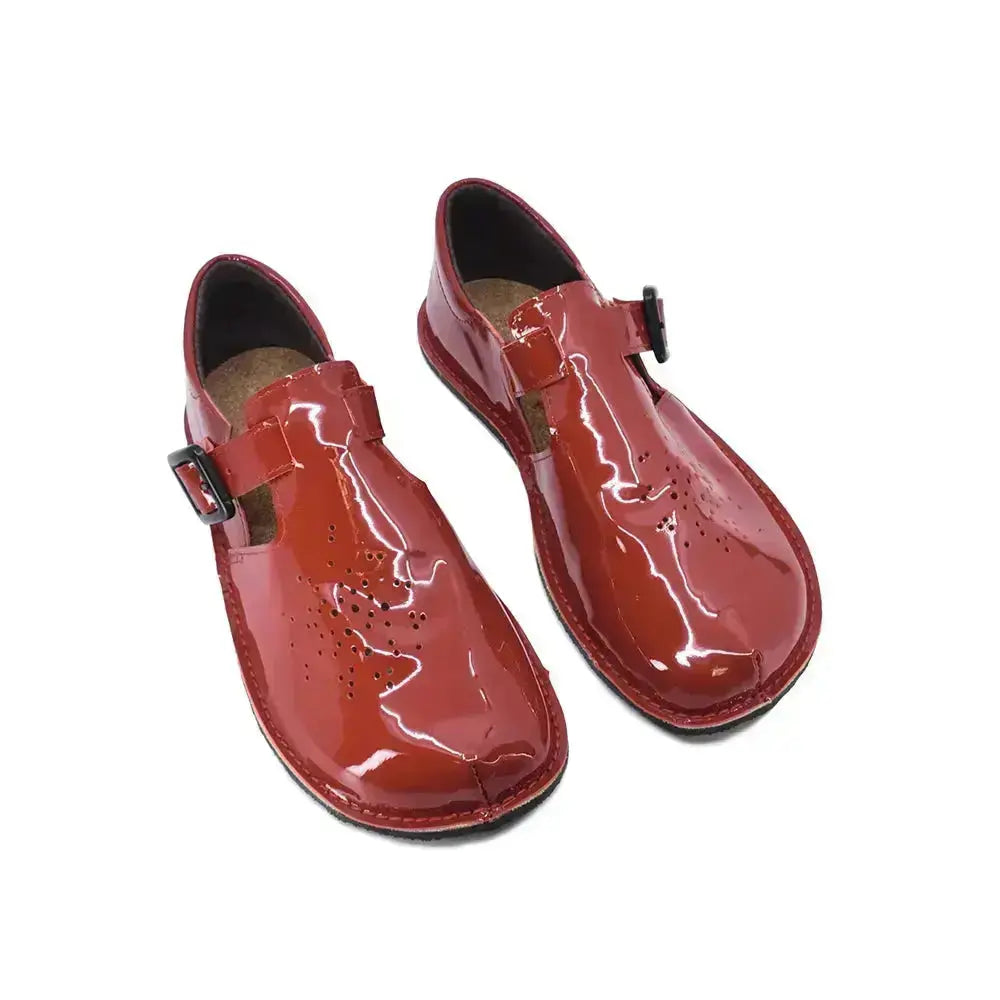 OmaKing - Kuuda Red Lacquer - Merceditas barefoot para mujer