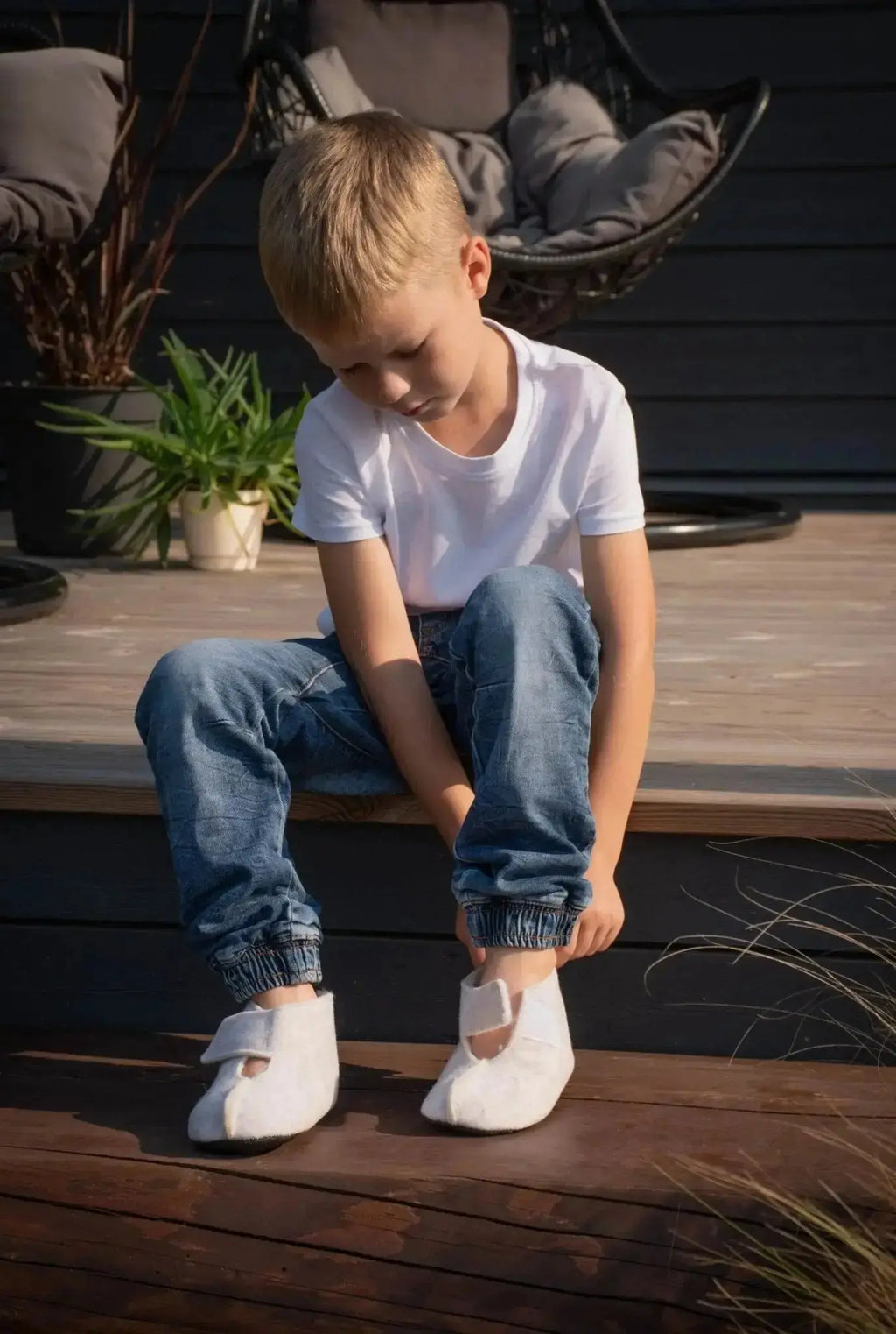 Omaking - Kaku White - zapatillas de casa respetuosas infantiles calentitas de lana blancas