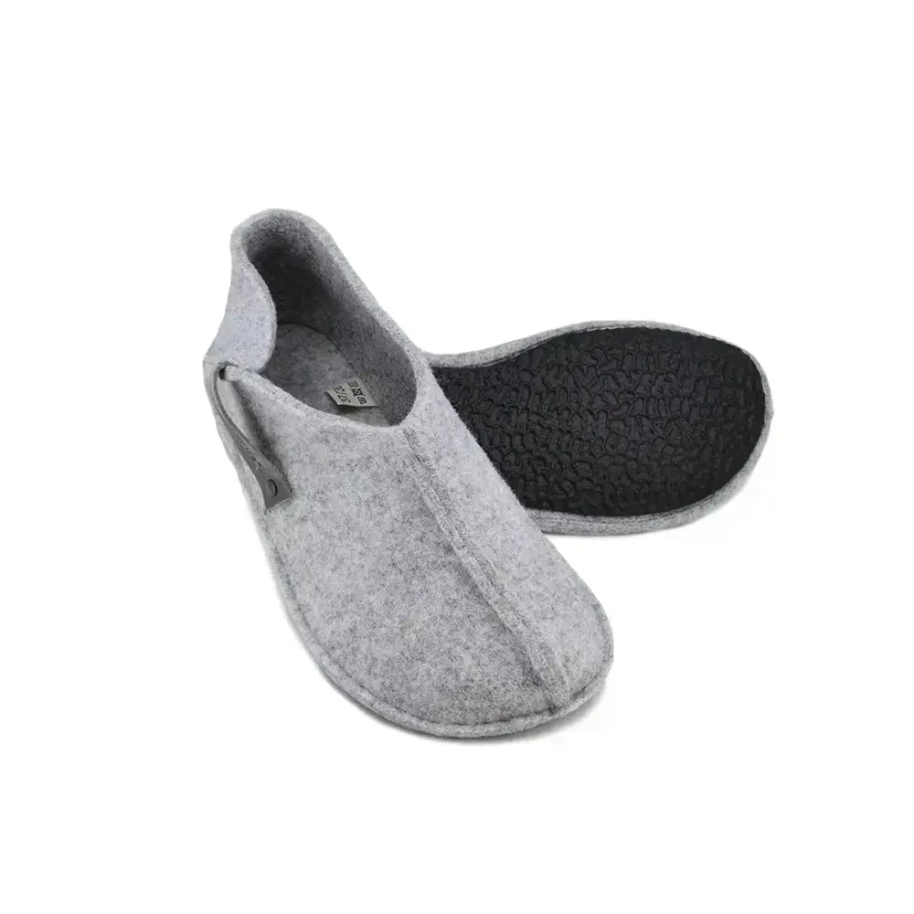 Omaking - Gris Tohkri - babouches d'intérieur barefoot en feutre