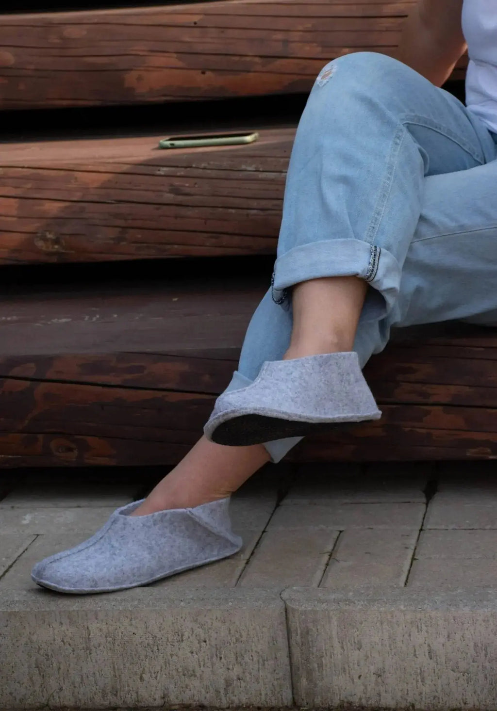 Omaking - Gris Tohkri - babouches d'intérieur barefoot en feutre