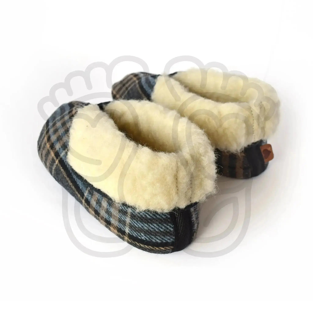 Omaking - Patron Trolla Scott - chaussons barefoot en laine