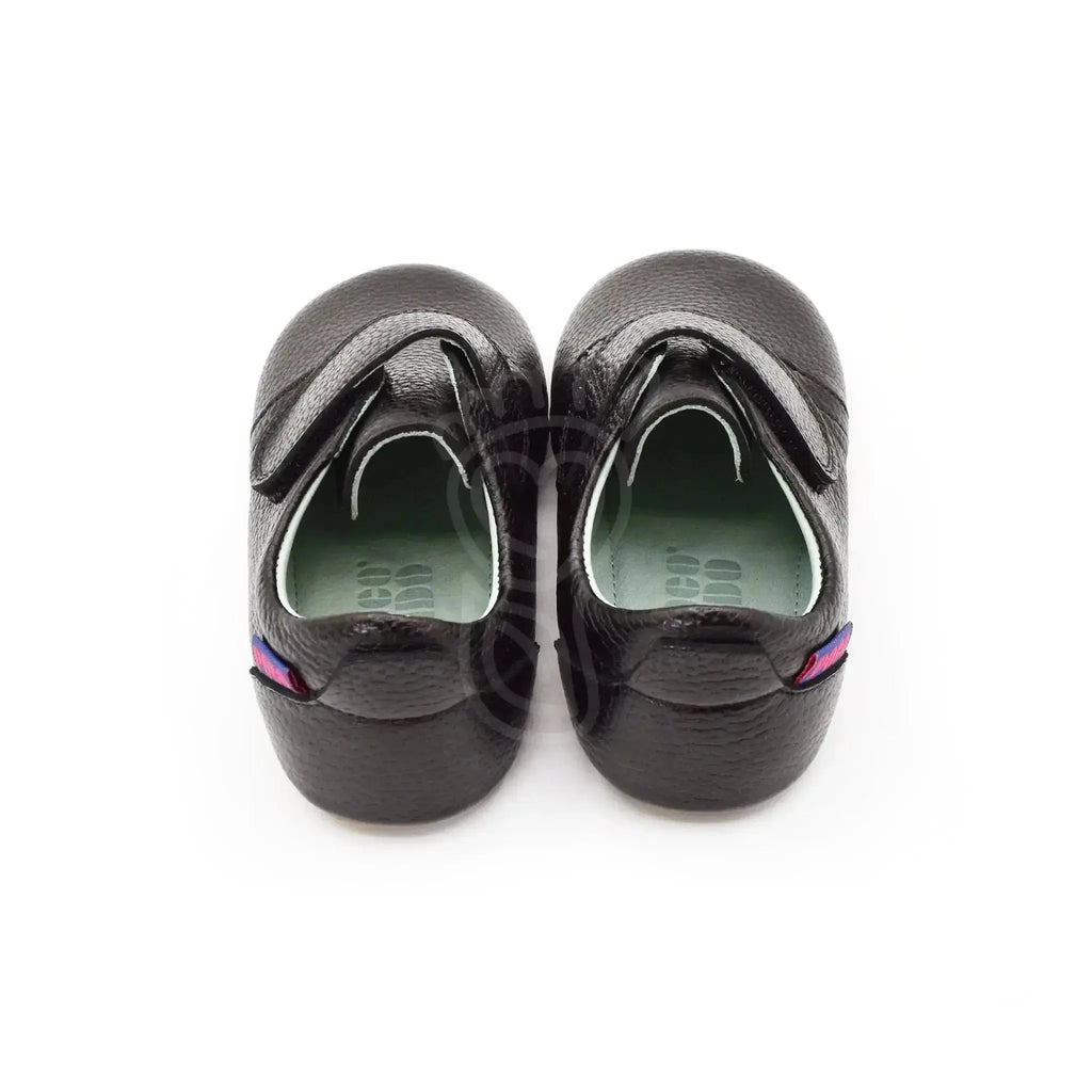 Poco Nido - Mighty Shoes Black - Zapato Colegial Barefoot - Negro