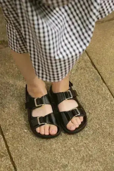 Shapen Dazzle Black - Sandalias barefoot de hebillas negras para mujer