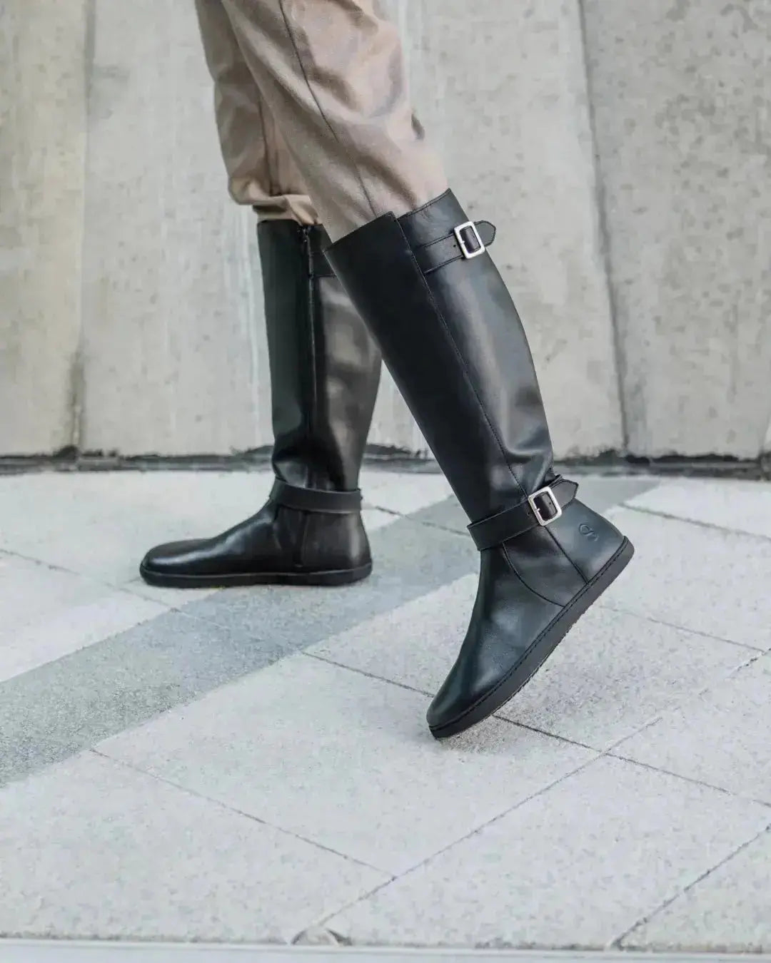 Shapen - Glam Knee Black Leather - Botas altas barefoot