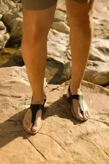 Shapen - Nomad Black & Cork - Sandalias barefoot negras