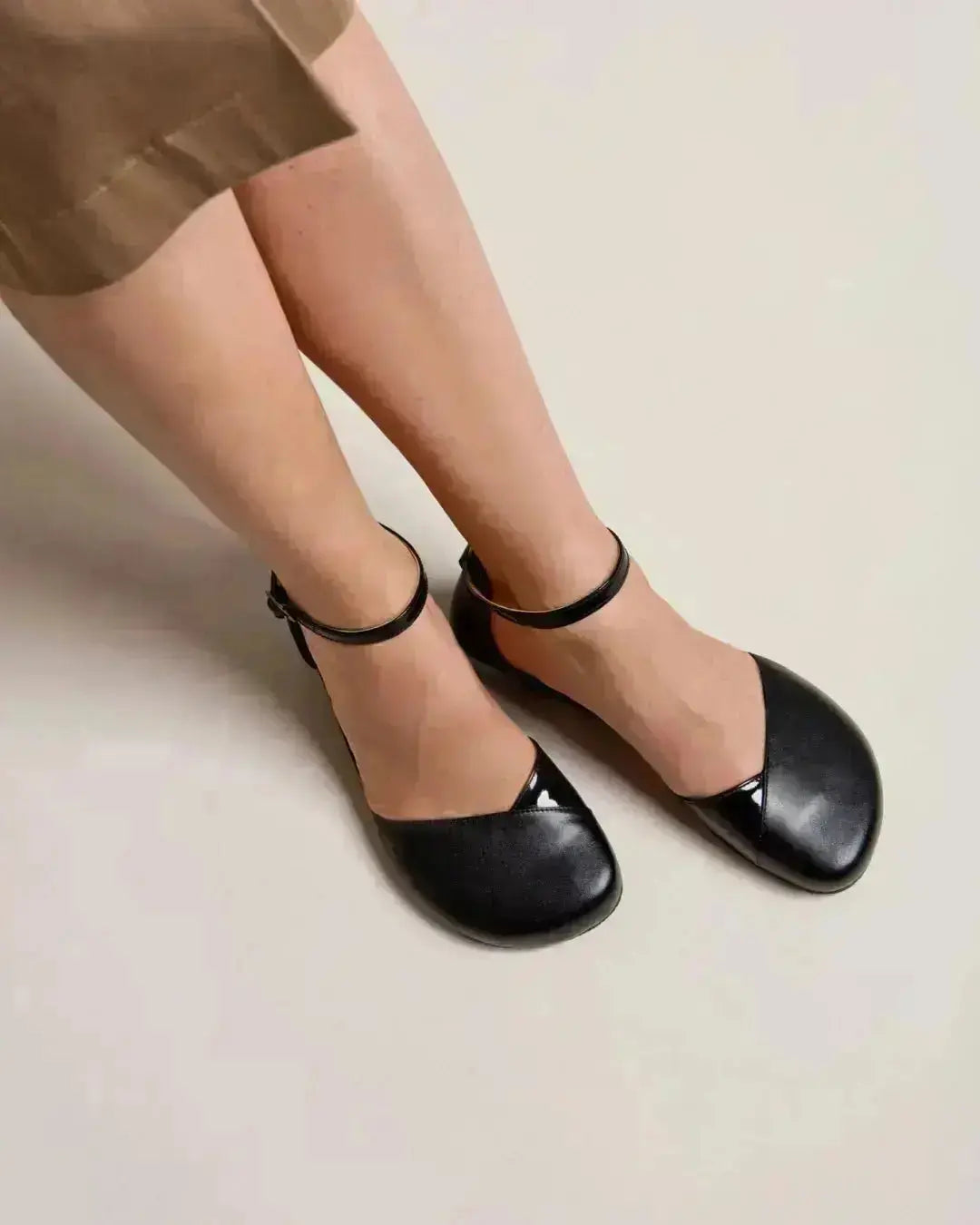 Shapen – Poppy Black - Bailarinas abiertas barefoot negras para mujer