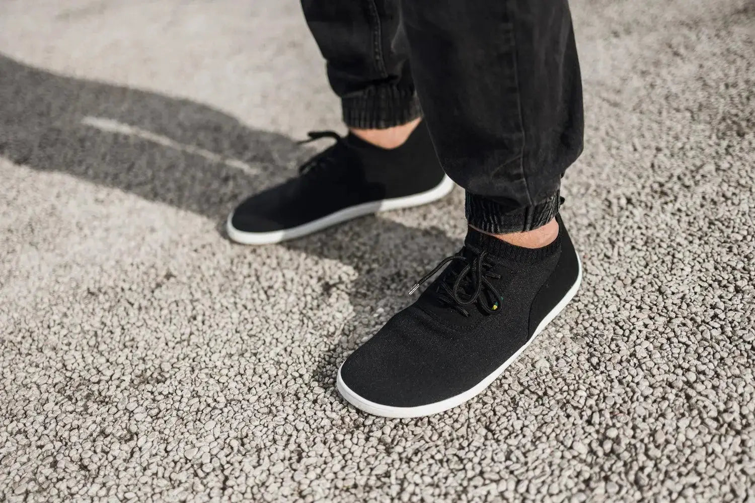 Be Lenka - Stride Black & White- Zapatillas barefoot unisex negras