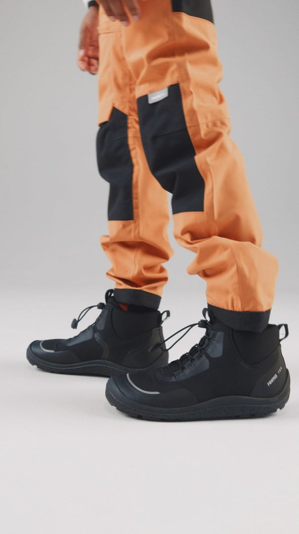 Reima - Loikkii Black - Botas de cano curto descalças impermeáveis