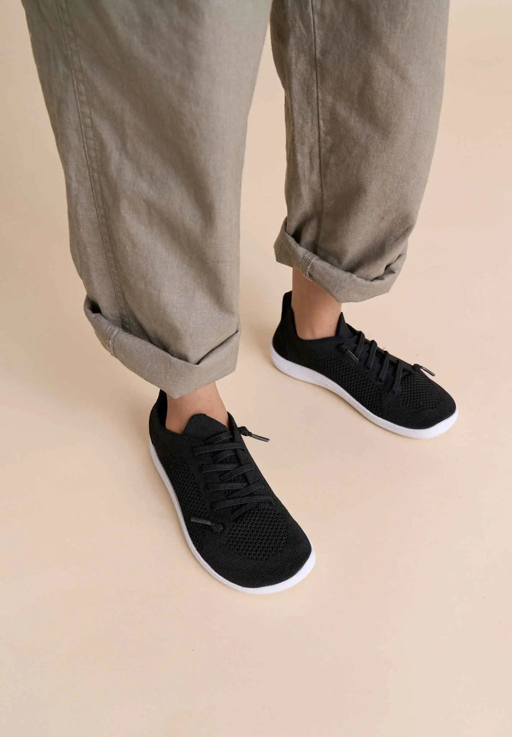 Reima - Astelu Black - Deportivas barefoot ligeras infantiles negro